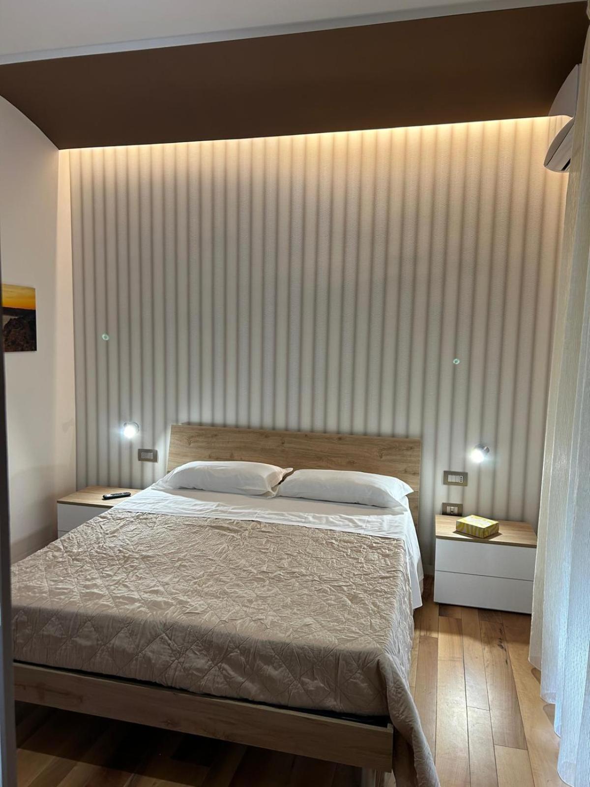 B&B Serangi - Il Piacere Di Sentirsi A Casa Cercola Zewnętrze zdjęcie