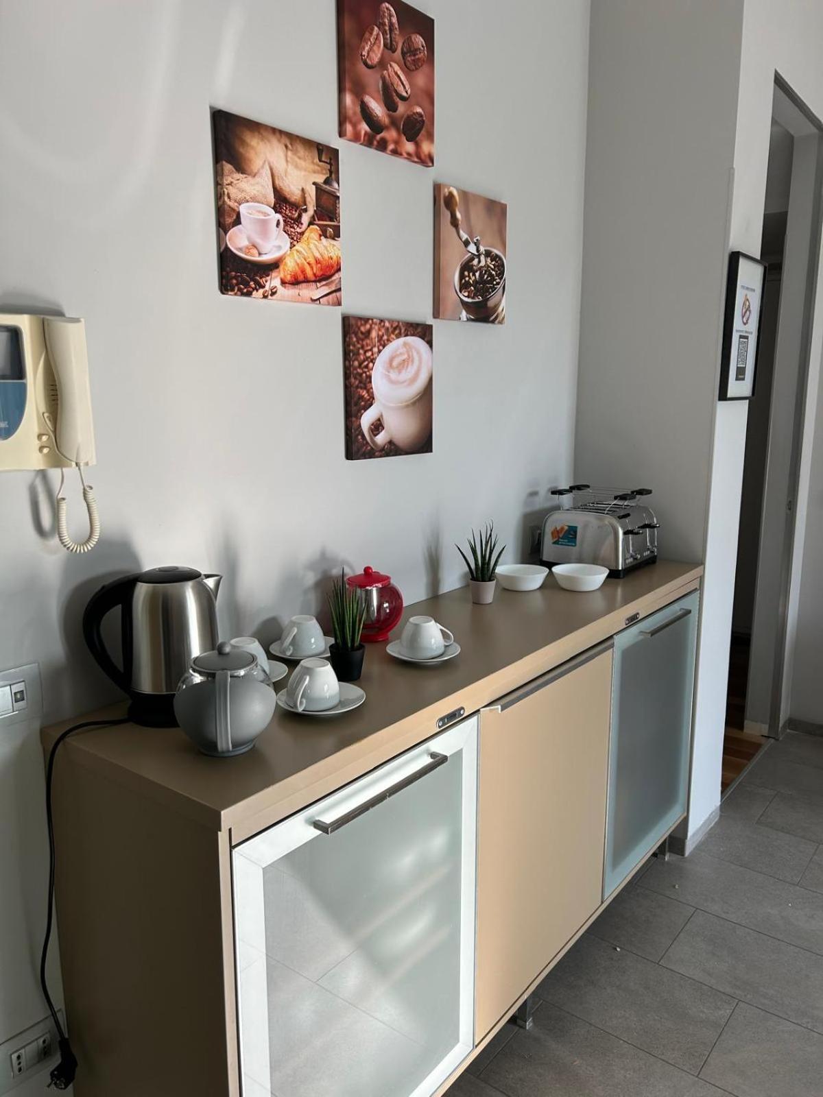B&B Serangi - Il Piacere Di Sentirsi A Casa Cercola Zewnętrze zdjęcie