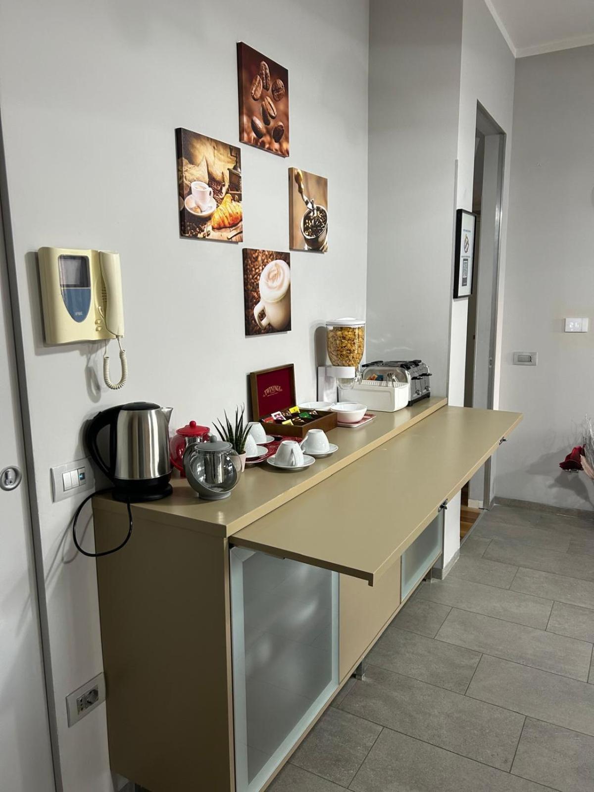 B&B Serangi - Il Piacere Di Sentirsi A Casa Cercola Zewnętrze zdjęcie